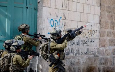 إصابة 3 فلسطينيين بالرصاص واعتقال 3 آخرين خلال اشتباكات في الضفة