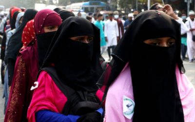 حركة طالبان تفرض عقوبات صارمة على غير الملتزمات بارتداء الحجاب
