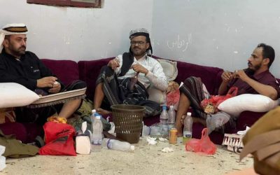 قائد قوات حفظ السلام التابعة للعمالقة ينجح في جمع العوبان بعبد اللطيف السيد في أبين