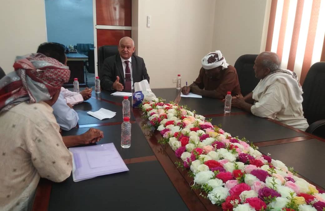 وزير الخدمة المدنية البروفيسور د.الوالي يلتقي بقيادة اتحاد العام لنقابات عمال الجنوب محافظة أبين في العاصمة عدن