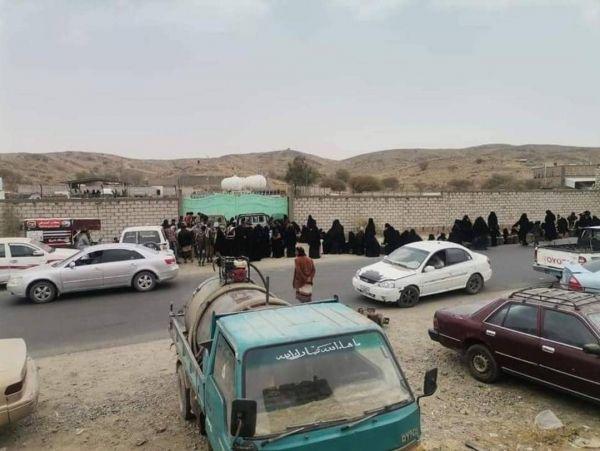 أمرأة تموت دهسا تحت عجلات طقم حوثي في البيضاء