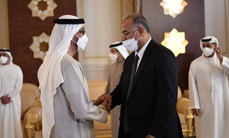 الرئيس الزُبيدي: محمد بن زايد فارس الأمة وأملها