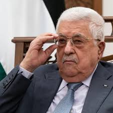 عباس  يكلف حسين الشيخ بمهام أمين سر اللجنة التنفيذية لمنظمة التحرير خلفا لعريقات