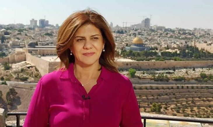 الجارديان: استشهاد أبوعاقلة عرى آلية تحقيق سلطات الاحتلال