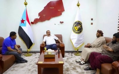اللواء بن بريك يطلع على نشاط قيادتي المجلس الانتقالي في محافظتي حضرموت وسقطرى