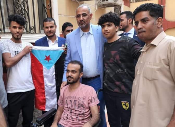 الرئيس القائد عيدروس الزُبيدي يزور جرحى القوات المسلحة الجنوبية في مشافي القاهرة