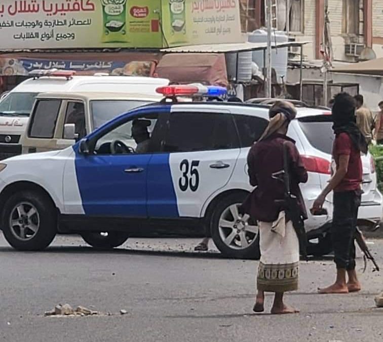 قوات العاصفة تفكك سيارة مفخخة أخرى بمديرية خورمسكر