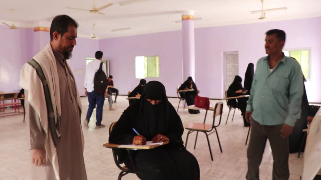 اليوسفي  يتفقد سير الاختبارات العملية بالمعهد التقني الزراعي جعار بأبين*