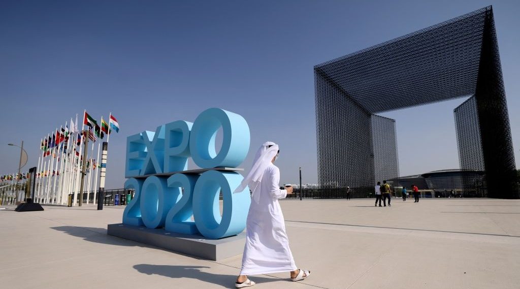 دبي على القائمة السوداء لامتناعها عن تطبيق العقوبات على الأثرياء الروس