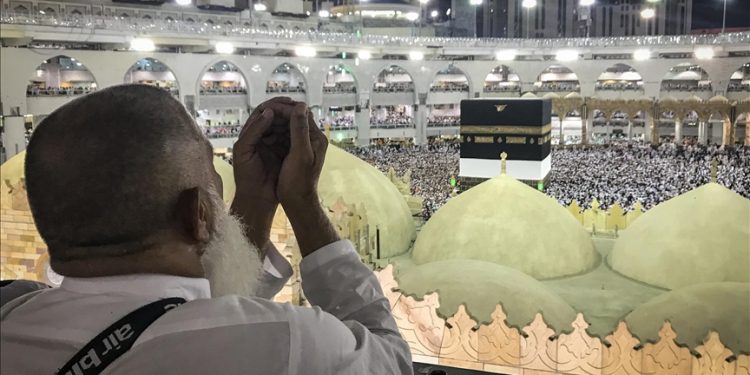 السعودية تستقبل مليون حاج هاذ العام وتسخر 10 آلاف موظف لخدمتهم