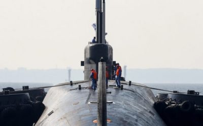 غواصة نووية إلى البحرية الروسية لا تستطيع الأسلحة الأمريكية الدفاعية إيقاف طوربيداتها