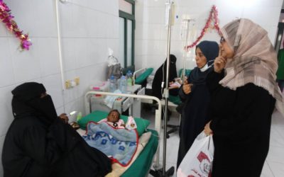 انتقالي العاصمة عدن يقوم بزيارة عيدية إلى أقسام الأطفال بمستشفى الصداقة التعليمي العام