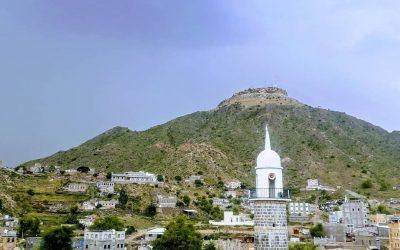 *السلطة المحلية مديريةيافع رصد  تصدر بيانا توضح فيه حقيقة ماحدث في سوق رصد العام*
