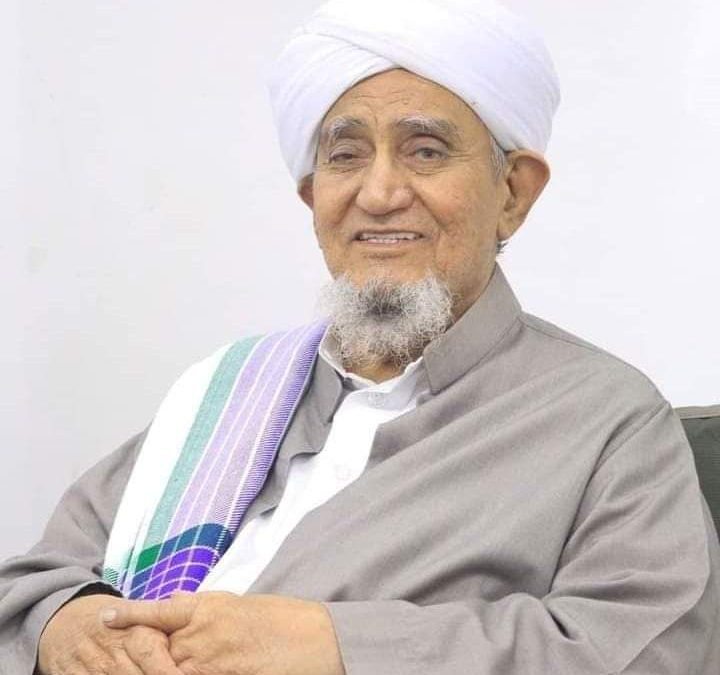 نائب وزير الصناعة سالم الوالي يعزي بوفاة العلامة والمفكر الإسلامي أبوبكر المشهور