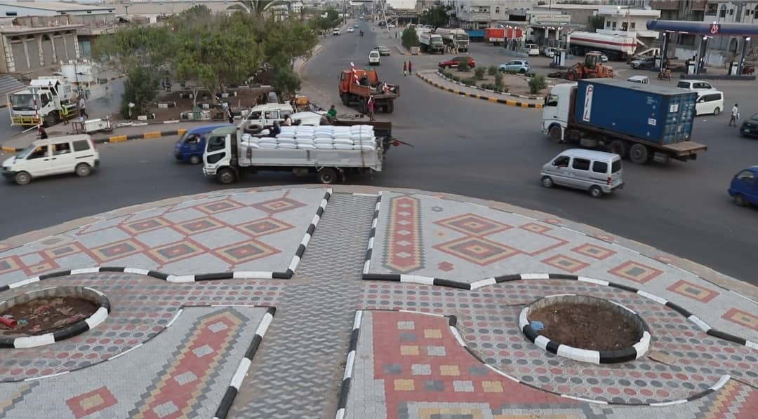 عدن..قرب الانتهاء من مشروع جولة الشهيد نبيل القعيطي