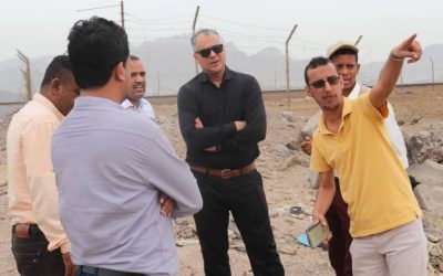 الماس يتفقد سير العمل بالخط البحري في عدن