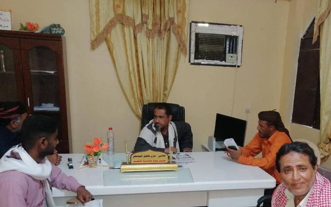 مدير عام مديرية خنفر”اليوسفي” يلتقي بمدير إدارة  المياه  بالمديرية