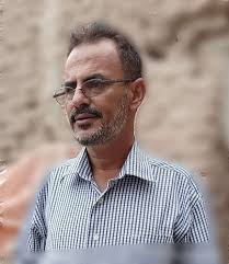 الاعلامي رياض منصور يُعزَّي اللواء فضل باعش بوفاة شقيقه