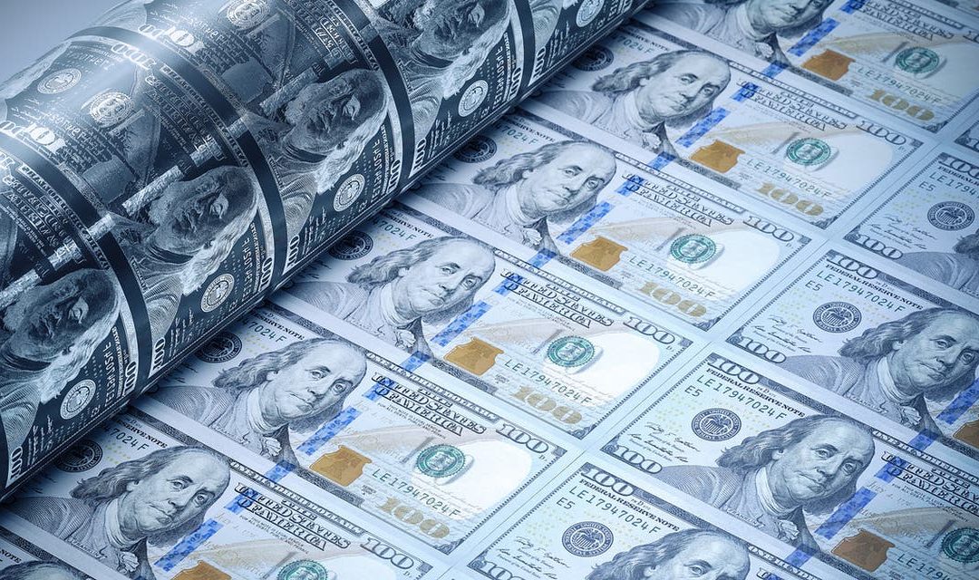 مع رفع أسعار الفائدة.. الدولار يتجه نحو الانخفاض