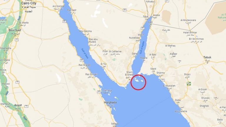 الرئيس الأمريكي يعلن موعد مغادرة قوات حفظ السلام لجزيرة تيران السعودية