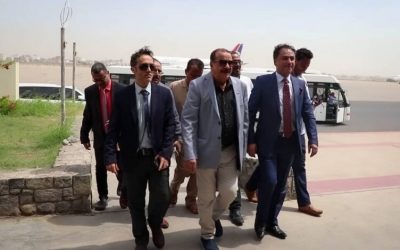 اللواء أحمد سعيد بن بريك على رأس مستقبلي فادي باعوم في مطار عدن الدولي اليوم وأنباء عن عودة قيادات أخرى قريبا