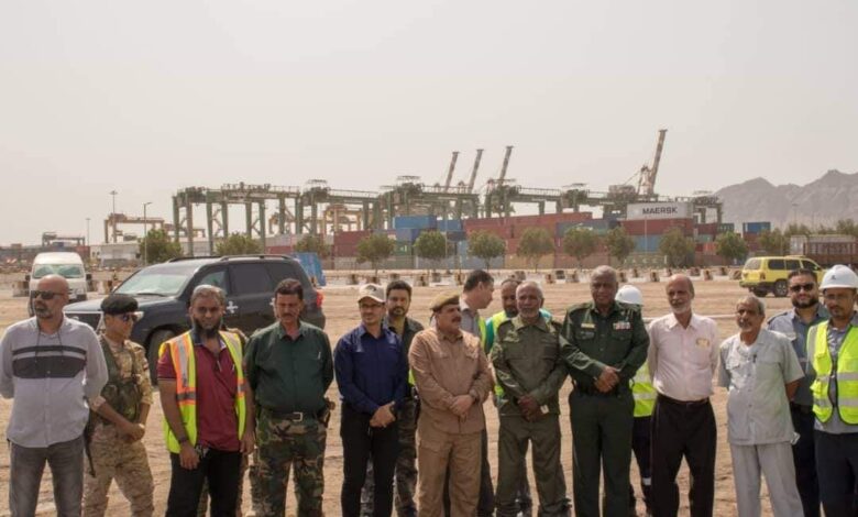نائب مدير أمن عدن يشهد اختتام الدورة التدريبية الثانية في مجال الدفاع المدني لموظفي محطة عدن للحاويات