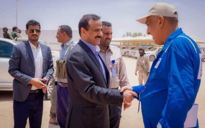 محافظ شبوه  بن الوزير يزور حقل العقلة ويعقد لقاء معَ الإدارة الإقليمية لِـOMV لاستعراض طبيعة الوضع الأمني في المنشآت النفطية بِشبوة