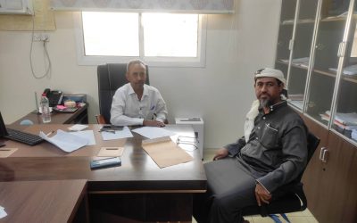 مدير عام مديرية خنفر “اليوسفي” يزور  صندوق صيانة الطرق والجسور عدن