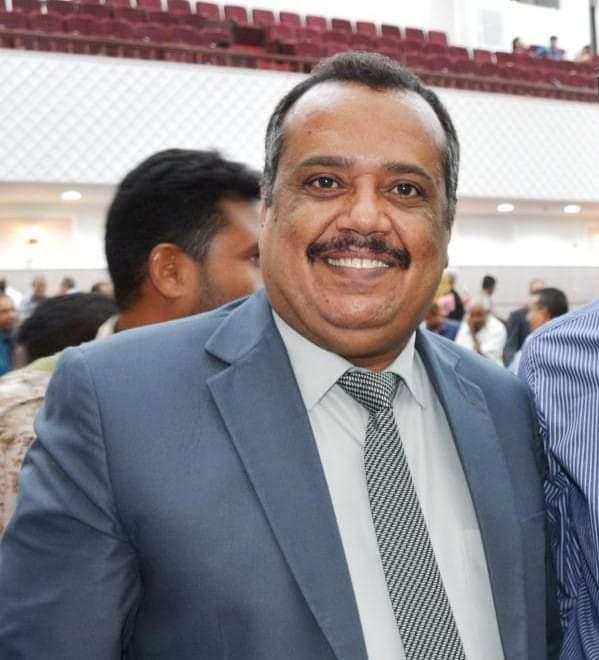 الشيخ علي باجميل يهنئ الدكتور علي عطبوش تعيينه أمينا عاما لمجلس القضاء الأعلى