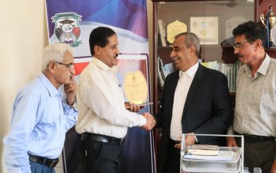 رئاسة جامعة أبين تكرم رئيس انتقالي أبين بدرع الجامعة