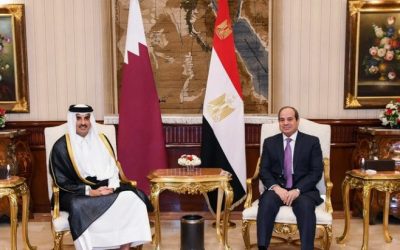 السيسي يزور قطر لأول مرة منذ توليه السلطة في مصر