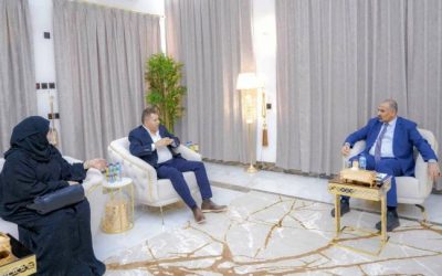 الرئيس الزُبيدي يطلع على الجهود المبذولة لإعادة ترتيب السلك القضائي