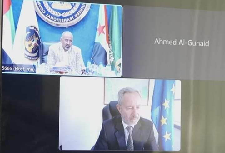 الرئيس الزُبيدي يبحث مع سفير الإتحاد الأوروبي سُبل دعم مجلس القيادة وجهود إحلال السلام
