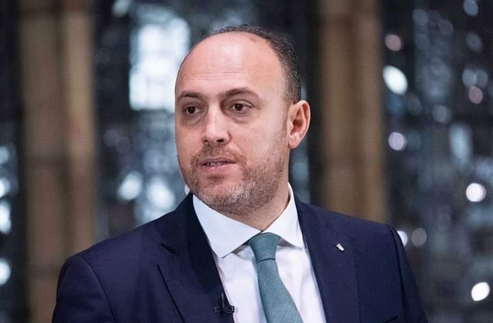 السفير الفلسطيني في لندن يحذر الحكومة البريطانية من نقل السفارة إلى القدس