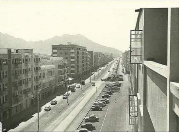 شارع المعلَّا ـ عـدن عام 1956م