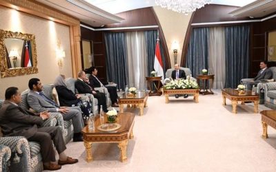 رئيس مجلس القيادة الرئاسي يلتقي رئاسة هيئة التشاور والمصالحة