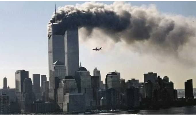 11 سبتمبر 2001م: ما زالت القصةُ لغزًا، والتدليس الأمريكي قانونًا عالمـيًّا