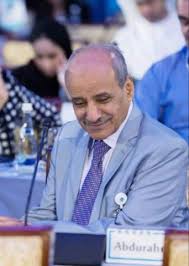 الأمين العام للاشتراكي وأحمد حيدرة سعيد يزوران د. محمد عوض السعدي إلى منزله في العاصمة عدن
