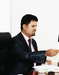 د. باعزب يوجه كافة مكاتب الإعلام بالمديريات  إنجاح حمله التحصين من كورونا .