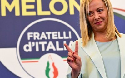 زعيمة حزب “أخوة إيطاليا” تبدأ مفاوضات صعبة لتشكيل حكومة يمينية متطرفة