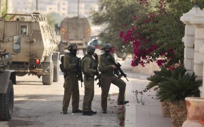 الاحتلال يعتقل 4 شبان فلسطينيين بالضفة الغربية