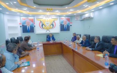 محافظ شبوة بن الوزير يدشن أعمال اللجنة التحضيرية لانعقاد مؤتمر شبوة الشامل