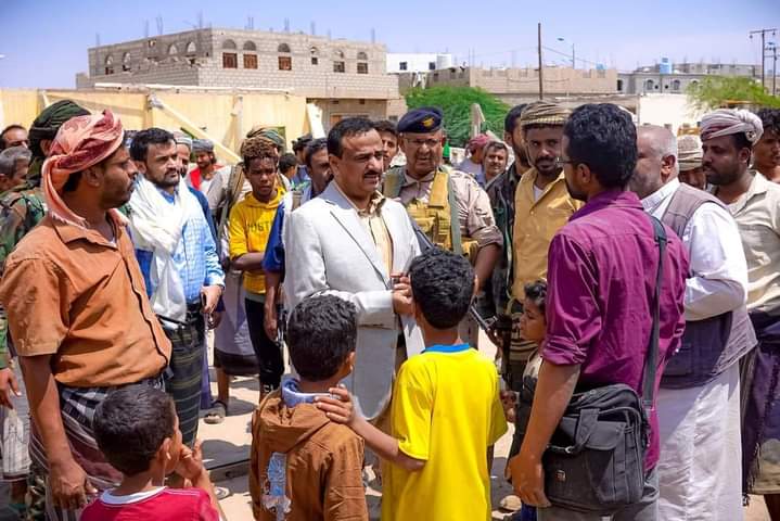 محافظ شبوة بن الوزير يزور مديرية نصاب ويناقش مع المختصين عدد من القضايا الخدمية