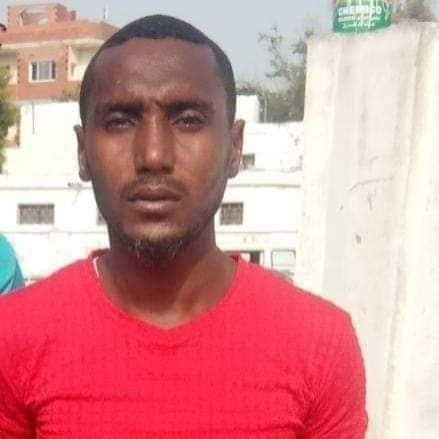 وفاة الشاب محمد “الدجن” أثر ماس كهربائي في خطوط الضغط العالي بساكن مطيري شرق جعار مديرية خنفر