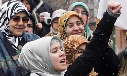 الانتهاء من مسودة “الضمانات الدستورية للحجاب” فى تركيا