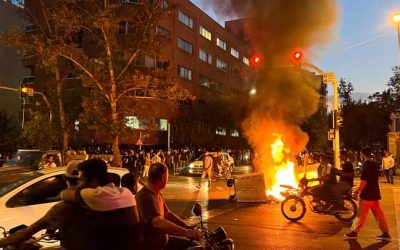إيران: مقتل عنصر من الحرس الثوري وآخر من قوات التعبئة جراء إطلاق نار جنوب البلاد
