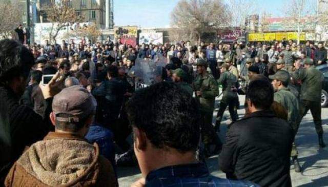 الاحتجاجات في  إيران تدخل أسبوعها الخامس.. وارتفاع عدد القتلى إلى  233
