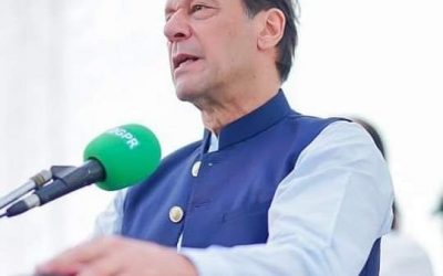 باكستان: منع عمران خان من الترشح لأي انتخابات لمدة 5 سنوات بسبب تلقيه هدايا