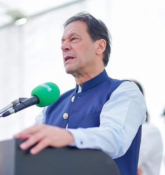 باكستان: منع عمران خان من الترشح لأي انتخابات لمدة 5 سنوات بسبب تلقيه هدايا