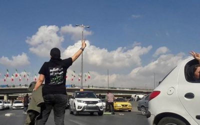 ليلة سقوط عمائم الملالي في إيران الغاضبة